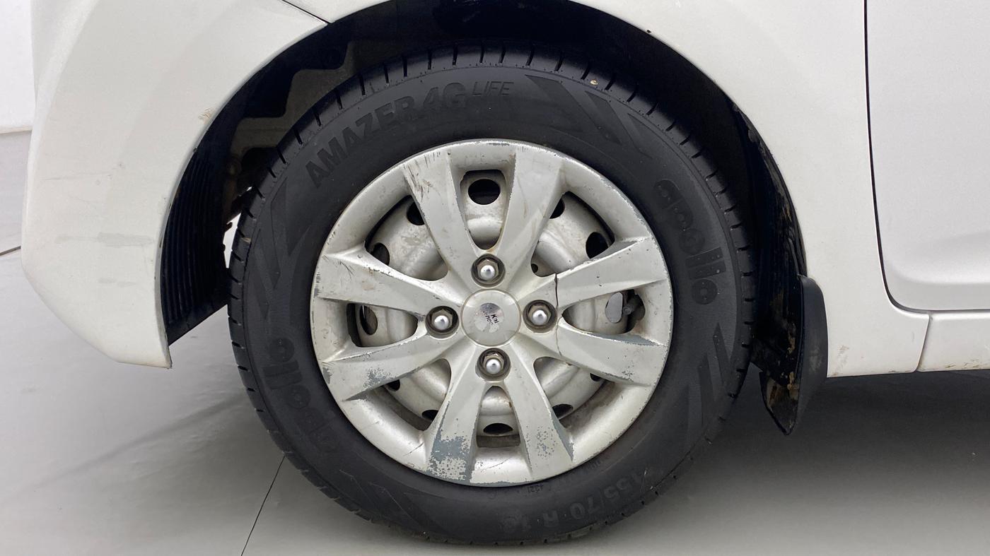 2017 Hyundai Eon ERA PLUS, Petrol, Manual, 80,627 km, Left Front Wheel