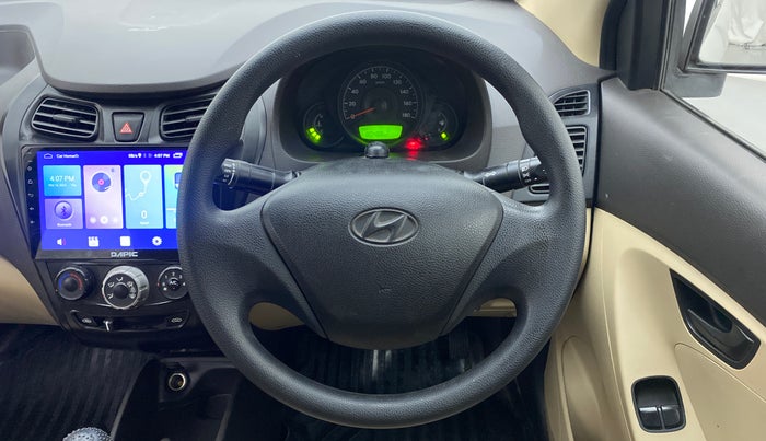 2017 Hyundai Eon ERA PLUS, Petrol, Manual, 80,627 km, Steering Wheel Close Up