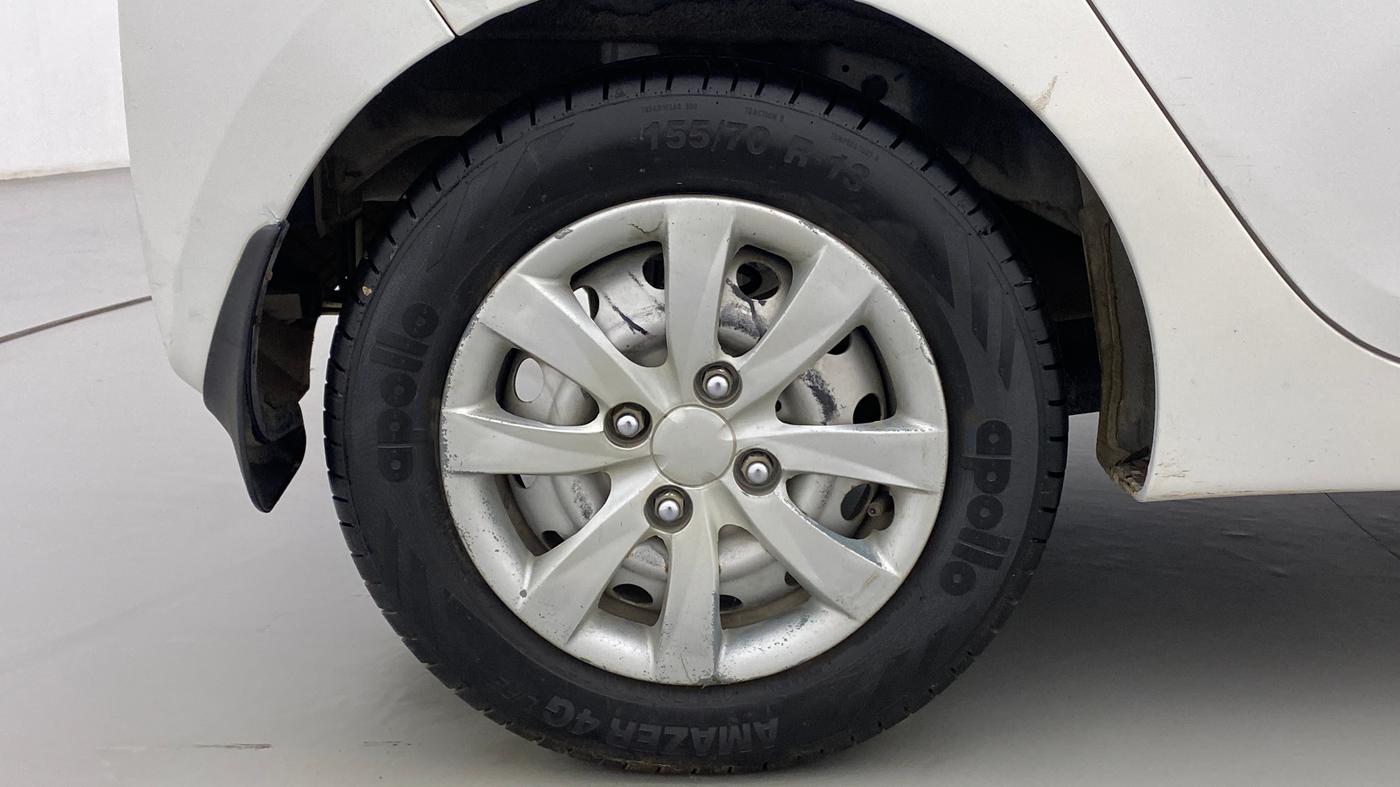 2017 Hyundai Eon ERA PLUS, Petrol, Manual, 80,627 km, Right Rear Wheel