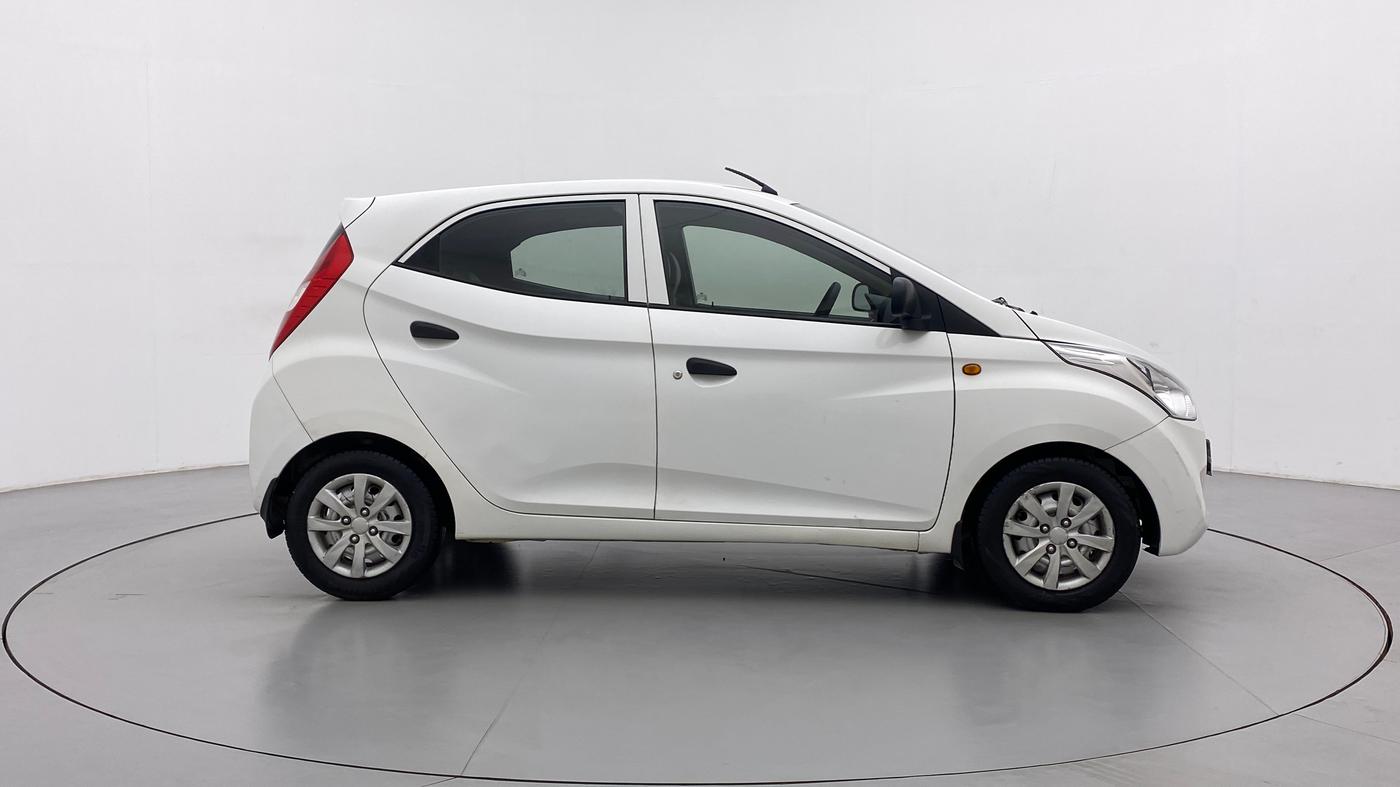 2017 Hyundai Eon ERA PLUS, Petrol, Manual, 80,627 km, Right Side View