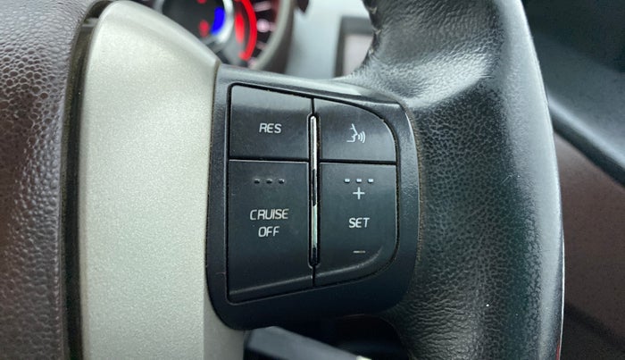 2014 Mahindra XUV500 W8 FWD, Diesel, Manual, 40,807 km, Cruise Control