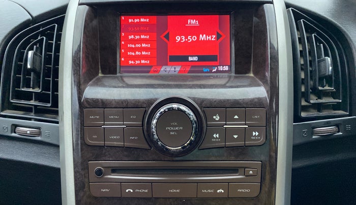 2014 Mahindra XUV500 W8 FWD, Diesel, Manual, 40,807 km, Infotainment System