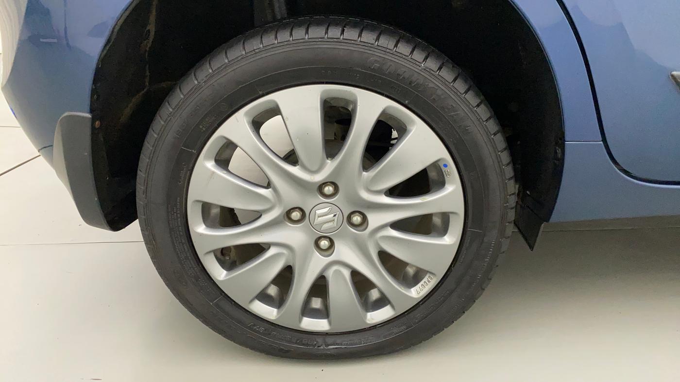2017 Maruti Baleno ALPHA PETROL 1.2, Petrol, Manual, 30,065 km, Right Rear Wheel