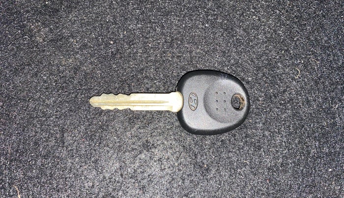 2018 Hyundai Grand i10 SPORTZ 1.2 KAPPA VTVT, Petrol, Manual, 67,896 km, Key Close Up