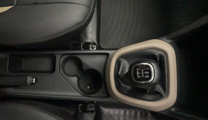 2018 Hyundai Grand i10 SPORTZ 1.2 KAPPA VTVT, Petrol, Manual, 67,896 km, Gear Lever