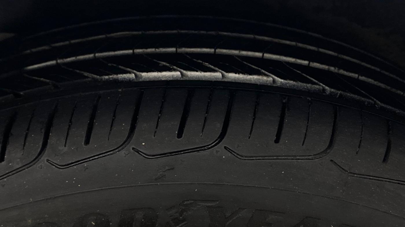 2018 Hyundai Verna 1.6 VTVT SX (O) AT, Petrol, Automatic, 75,907 km, Right Rear Tyre Tread