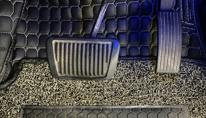 2021 Hyundai NEW I20 ASTA 1.2 AT, Petrol, Automatic, 36,329 km, Pedals