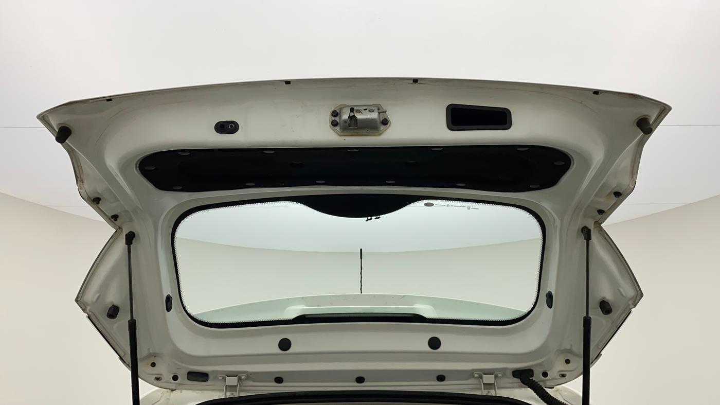 2020 Tata NEXON XM SUNROOF 1.2 RTN, Petrol, Manual, 65,442 km, Boot Door Open