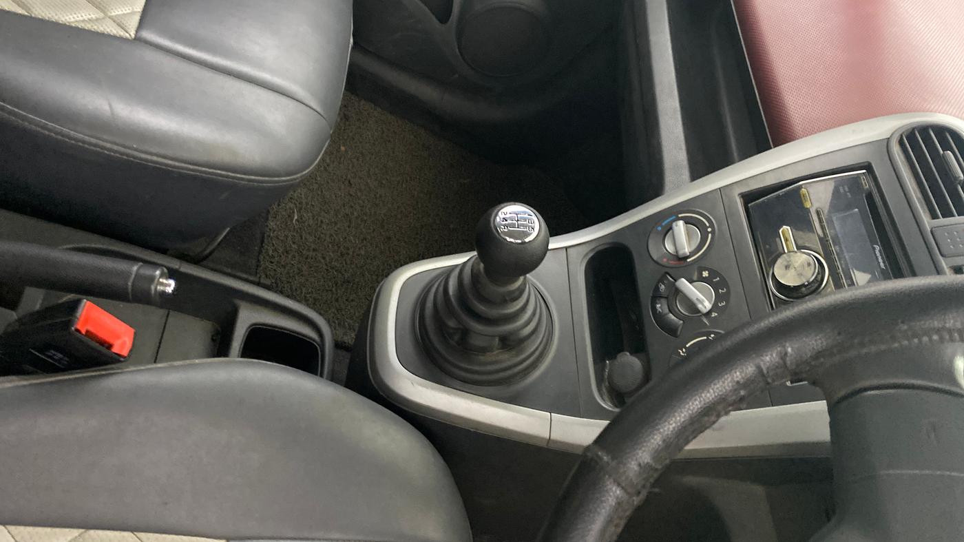 2013 Maruti Ritz VXI, Petrol, Manual, 41,367 km, Gear Lever