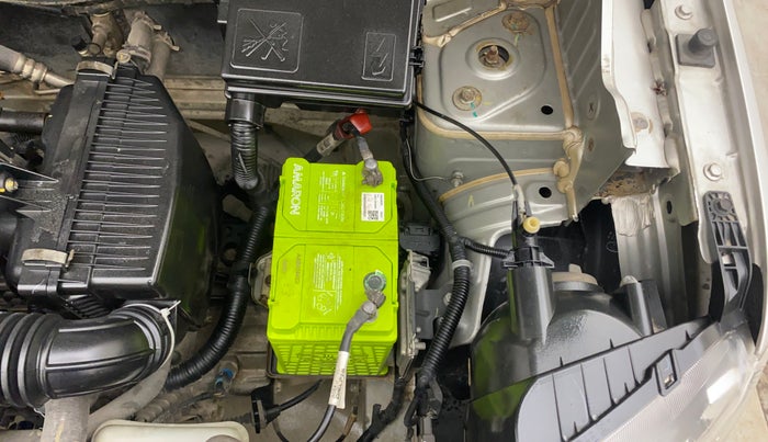 2018 Renault Kwid RXT 1.0 (O), Petrol, Manual, 73,635 km, Engine View - Left