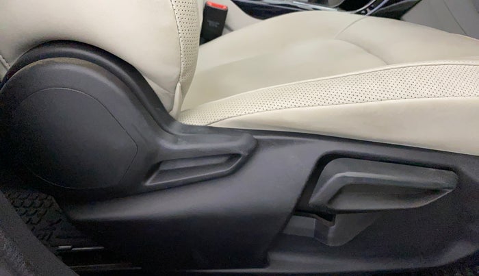 2023 Tata NEXON XZ PLUS (L), Petrol, Manual, 17,794 km, Driver Side Adjustment Panel