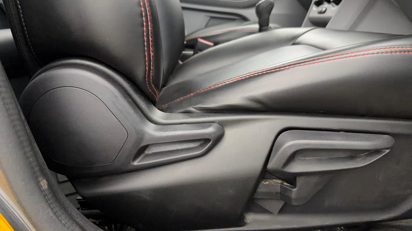 2023 Tata Tiago XT RHYTHM PETROL, Petrol, Manual, 36,284 km, Driver Side Adjustment Panel