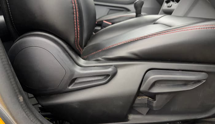 2023 Tata Tiago XT RHYTHM PETROL, Petrol, Manual, 36,284 km, Driver Side Adjustment Panel