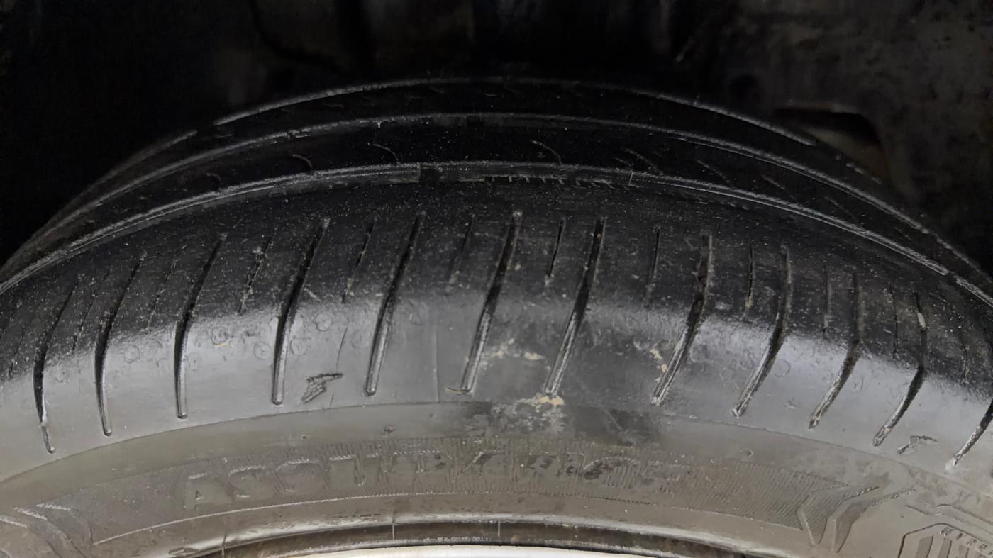 2023 Tata Tiago XT RHYTHM PETROL, Petrol, Manual, 36,284 km, Right Front Tyre Tread
