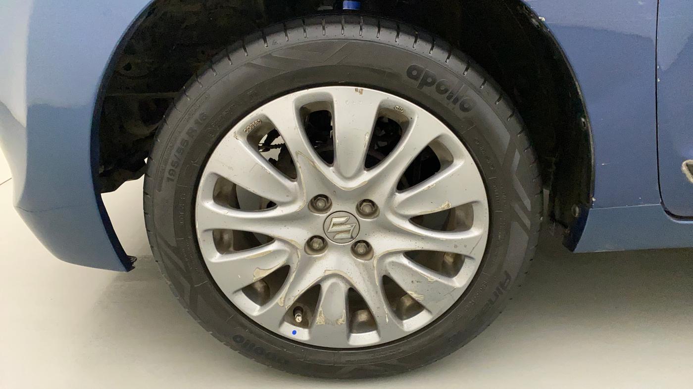 2017 Maruti Baleno ALPHA PETROL 1.2, Petrol, Manual, 67,491 km, Left Front Wheel