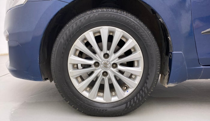 2017 Maruti Ciaz ZETA DIESEL 1.3, Diesel, Manual, 75,377 km, Left Front Wheel