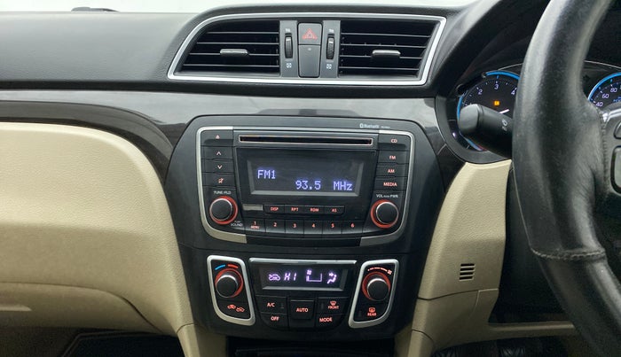 2017 Maruti Ciaz ZETA DIESEL 1.3, Diesel, Manual, 75,377 km, Air Conditioner