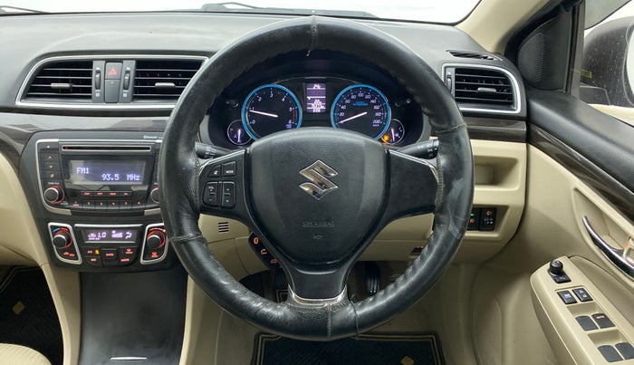 2017 Maruti Ciaz ZETA DIESEL 1.3, Diesel, Manual, 75,377 km, Steering Wheel Close Up