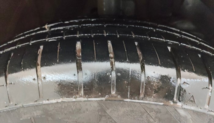 2022 Maruti Baleno SIGMA PETROL 1.2, Petrol, Manual, 6,117 km, Right Front Tyre Tread