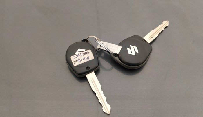 2022 Maruti Baleno SIGMA PETROL 1.2, Petrol, Manual, 6,117 km, Key Close Up