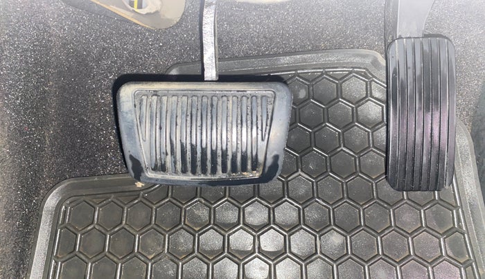 2020 Hyundai Verna SX (O) 1.5 VTVT IVT, Petrol, Automatic, 37,297 km, Pedals