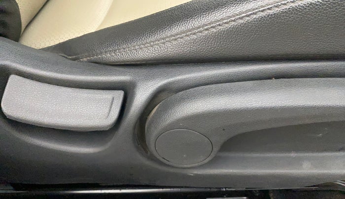 2020 Hyundai Verna SX (O) 1.5 VTVT IVT, Petrol, Automatic, 37,297 km, Driver Side Adjustment Panel