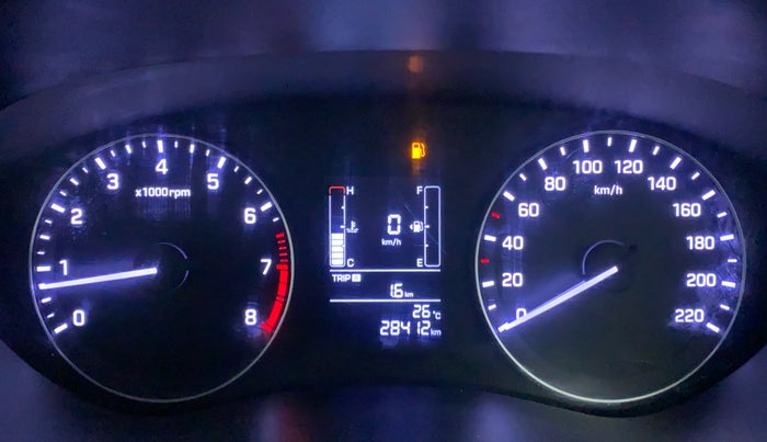 2017 Hyundai Elite i20 ASTA 1.2, Petrol, Manual, 28,507 km, Odometer Image