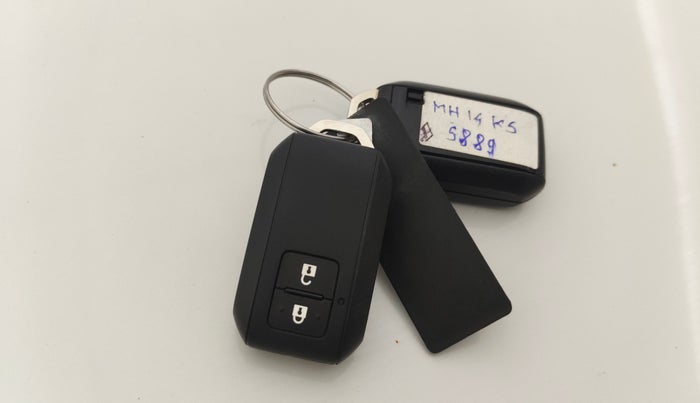 2023 Maruti Baleno  ZETA CNG 1.2L, CNG, Manual, 6,291 km, Key Close Up