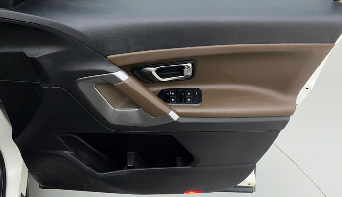 2019 Tata Harrier XZ 2.0L Kryotec, Diesel, Manual, 59,323 km, Driver Side Door Panels Control
