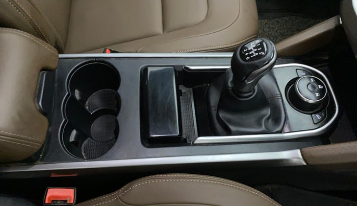 2019 Tata Harrier XZ 2.0L Kryotec, Diesel, Manual, 59,323 km, Gear Lever