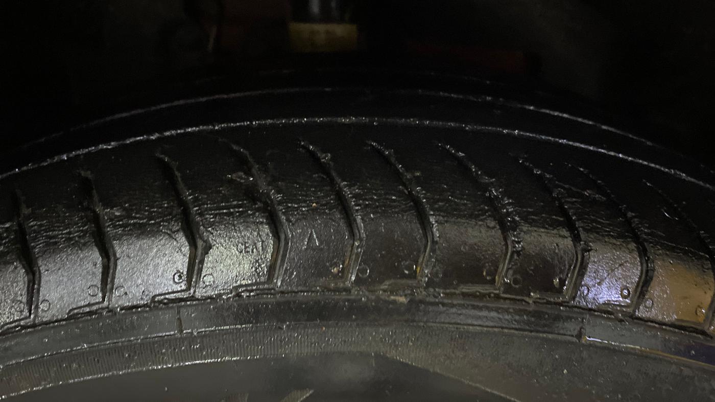 2018 Ford Ecosport TITANIUM 1.5L DIESEL, Diesel, Manual, 92,138 km, Right Front Tyre Tread