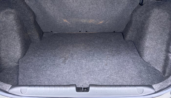 2021 Honda Amaze 1.2 VX CVT I VTEC, Petrol, Automatic, 6,189 km, Boot Inside