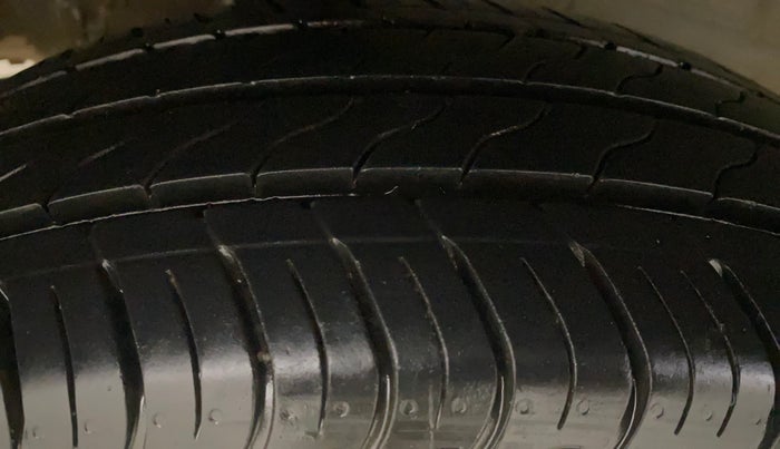 2018 Honda Amaze 1.2L I-VTEC V CVT, Petrol, Automatic, 37,482 km, Right Rear Tyre Tread