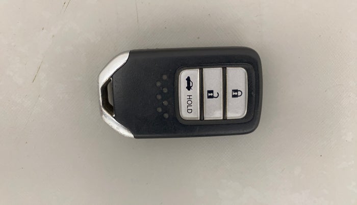 2018 Honda Amaze 1.2L I-VTEC V CVT, Petrol, Automatic, 37,482 km, Key Close Up