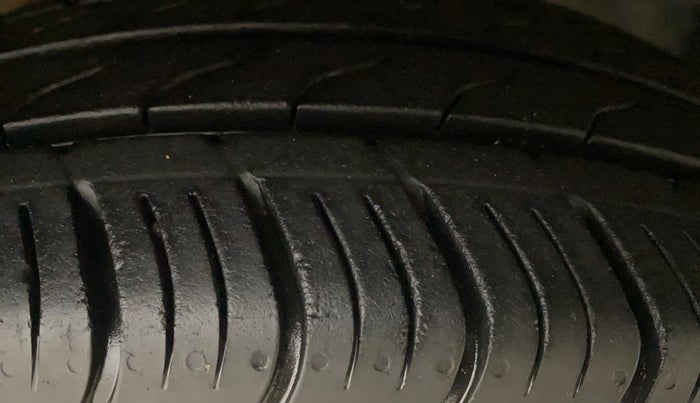 2018 Honda Amaze 1.2L I-VTEC V CVT, Petrol, Automatic, 37,482 km, Right Front Tyre Tread