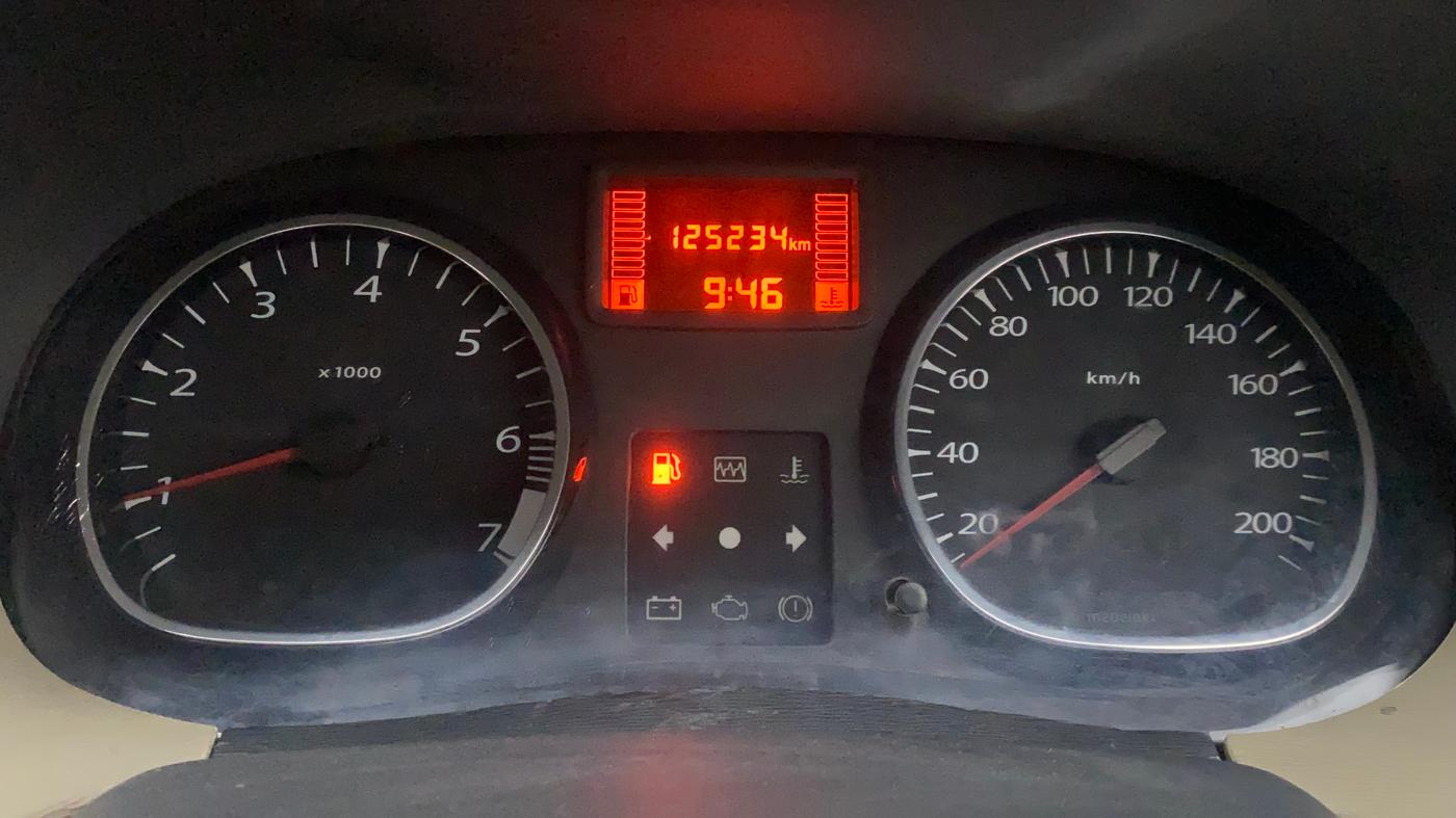 2014 Renault Duster RXL PETROL, Petrol, Manual, 1,25,234 km, Odometer Image