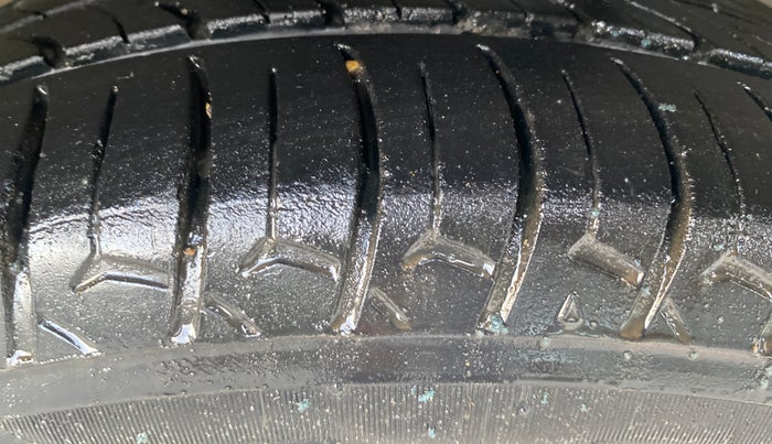 2020 Tata Tiago XT PETROL, Petrol, Manual, 64,908 km, Right Front Tyre Tread