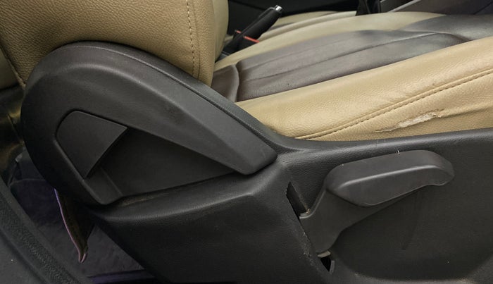 2018 Ford FREESTYLE TITANIUM PLUS 1.2 PETROL, Petrol, Manual, 69,319 km, Driver Side Adjustment Panel