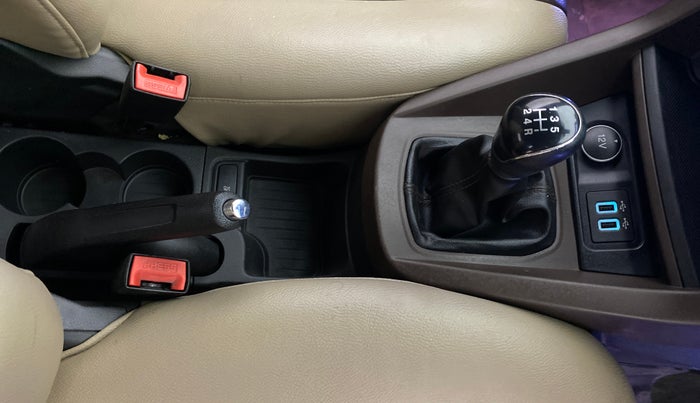 2018 Ford FREESTYLE TITANIUM PLUS 1.2 PETROL, Petrol, Manual, 69,319 km, Gear Lever