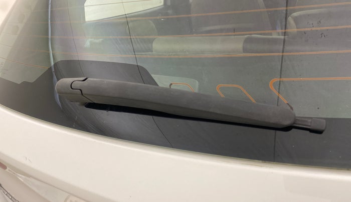 2018 Ford FREESTYLE TITANIUM PLUS 1.2 PETROL, Petrol, Manual, 69,319 km, Rear Wiper