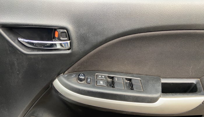 2017 Maruti Baleno DELTA PETROL 1.2, Petrol, Manual, 68,470 km, Driver Side Door Panels Control