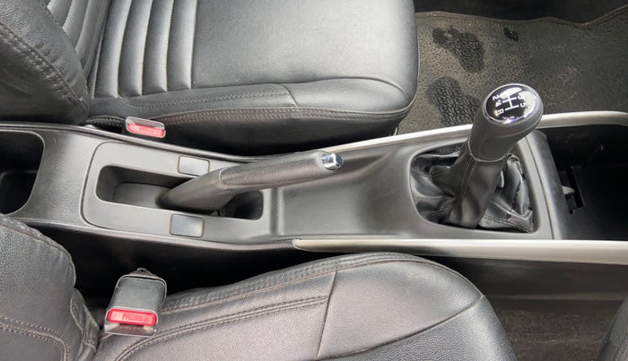 2017 Maruti Baleno DELTA PETROL 1.2, Petrol, Manual, 68,470 km, Gear Lever