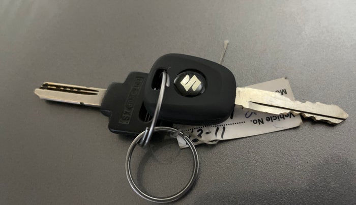 2014 Maruti Wagon R 1.0 LXI CNG, CNG, Manual, 70,185 km, Key Close Up