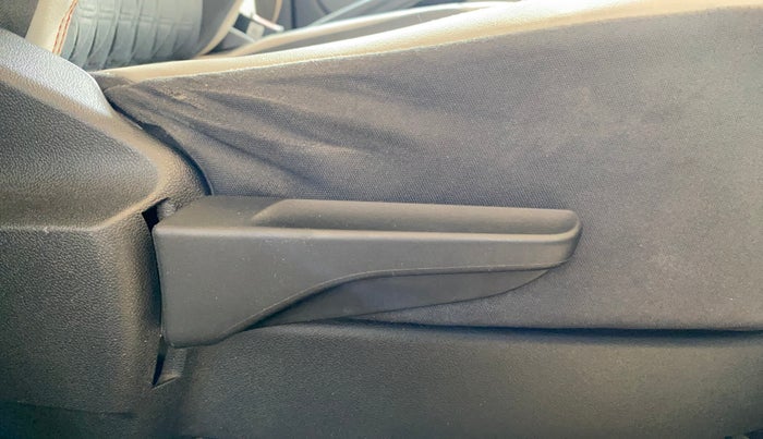 2022 Volkswagen TAIGUN GT PLUS 1.5 TSI DSG, Petrol, Automatic, 55,492 km, Driver Side Adjustment Panel