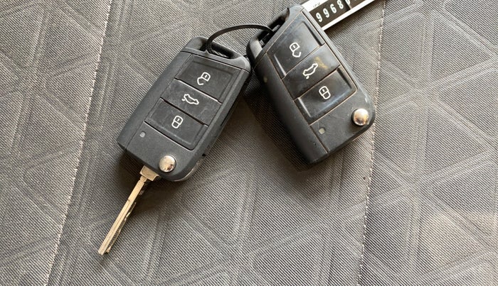 2022 Volkswagen TAIGUN GT PLUS 1.5 TSI DSG, Petrol, Automatic, 55,492 km, Key Close Up