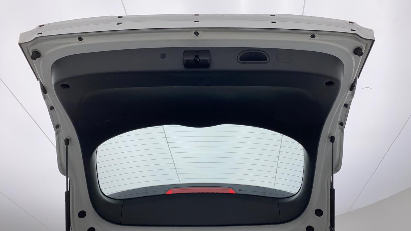 2018 Hyundai Tucson 2WD AT GL DIESEL, Diesel, Automatic, 51,520 km, Boot Door Open
