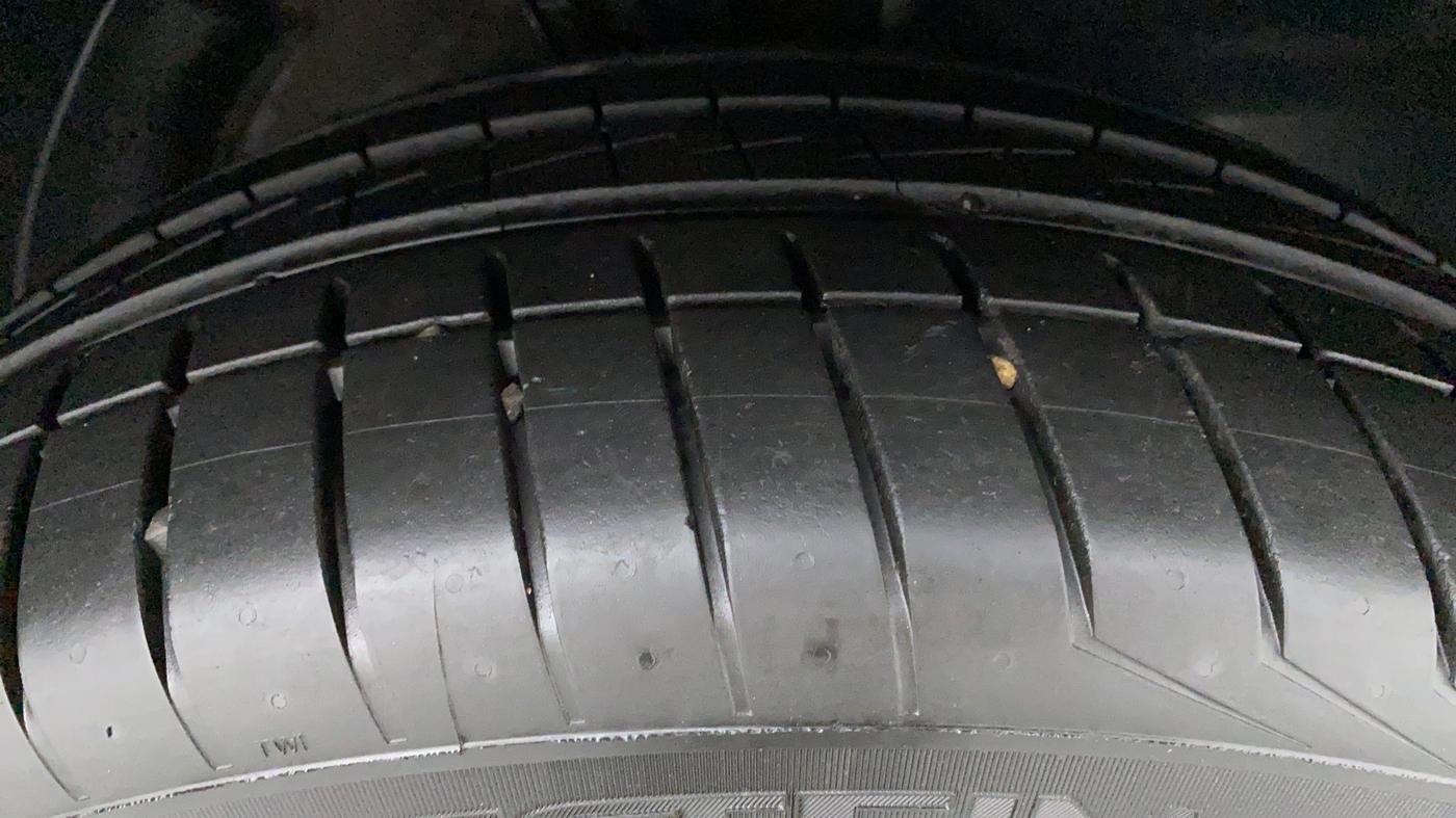 2018 Hyundai Tucson 2WD AT GL DIESEL, Diesel, Automatic, 51,520 km, Right Front Tyre Tread