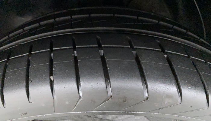 2018 Hyundai Tucson 2WD AT GL DIESEL, Diesel, Automatic, 51,520 km, Left Front Tyre Tread