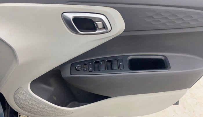 2020 Hyundai GRAND I10 NIOS SPORTZ AMT 1.2 KAPPA VTVT, Petrol, Automatic, 1,02,592 km, Driver Side Door Panels Control