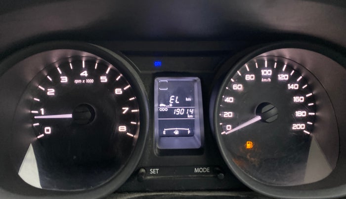 2016 Tata Tiago XT PETROL, Petrol, Manual, 18,999 km, Odometer Image